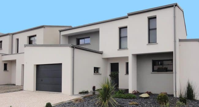 Maison contemporaine avec toiture double pans zinc à Pacé